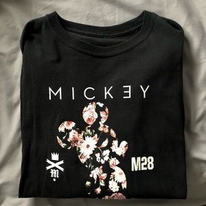 Black Mickey Mouse long sleeve tee